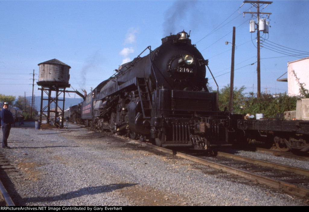 BMRG 4-8-4 #2102 - Blue Mountain & Reading